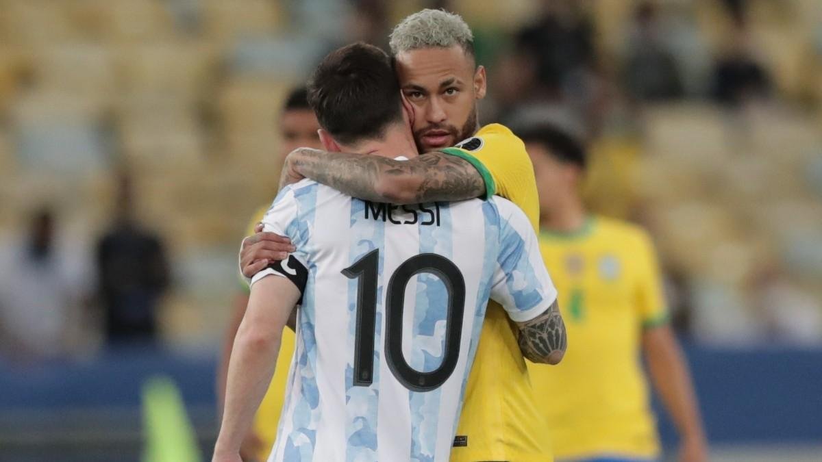 Lionel Messi y Neymar se enfrentaron en las eliminatorias sudamericanas, con Argentina y Basil, respectivamente.