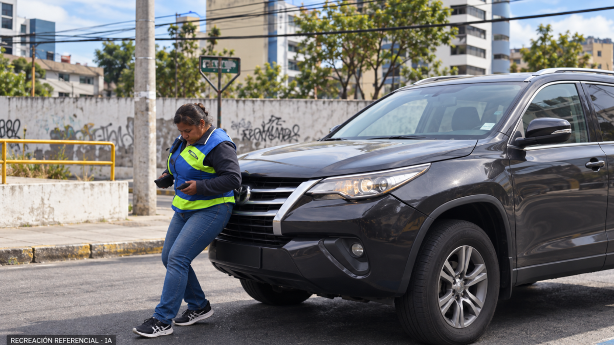 Referencial.Conductora involucrada en el accidente de tránsito en Iñaquito se pronunció luego de que se difundieran en redes sociales las imágenes del hecho.