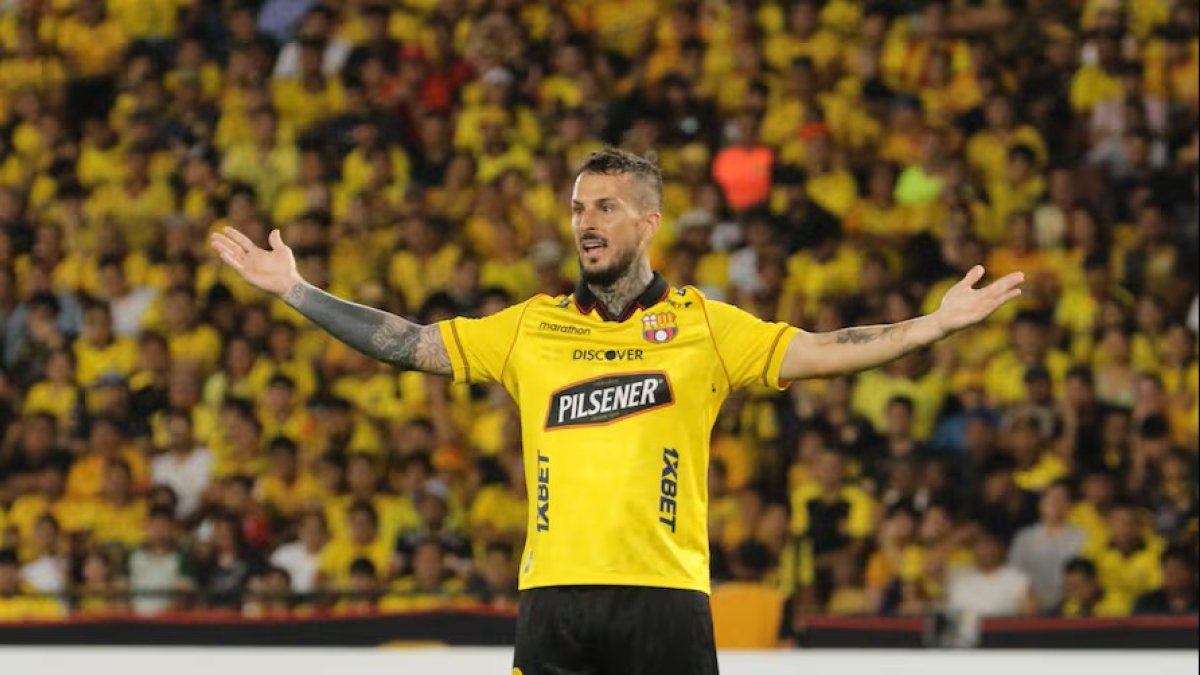Darío Benedetto es el goleador de Barcelona SC en la temporada 2026.