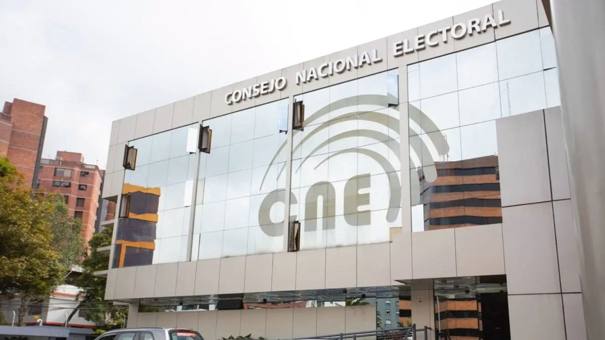 El CNE aprobó el manual para la promoción de las candidaturas al CPCCS.
