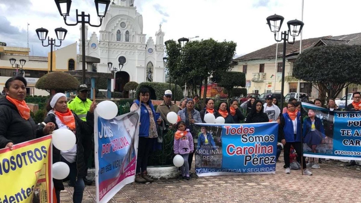 Familiares y personas cercanas a Carolina Pérez realizaron marchas y vigilias en busca de respuestas.