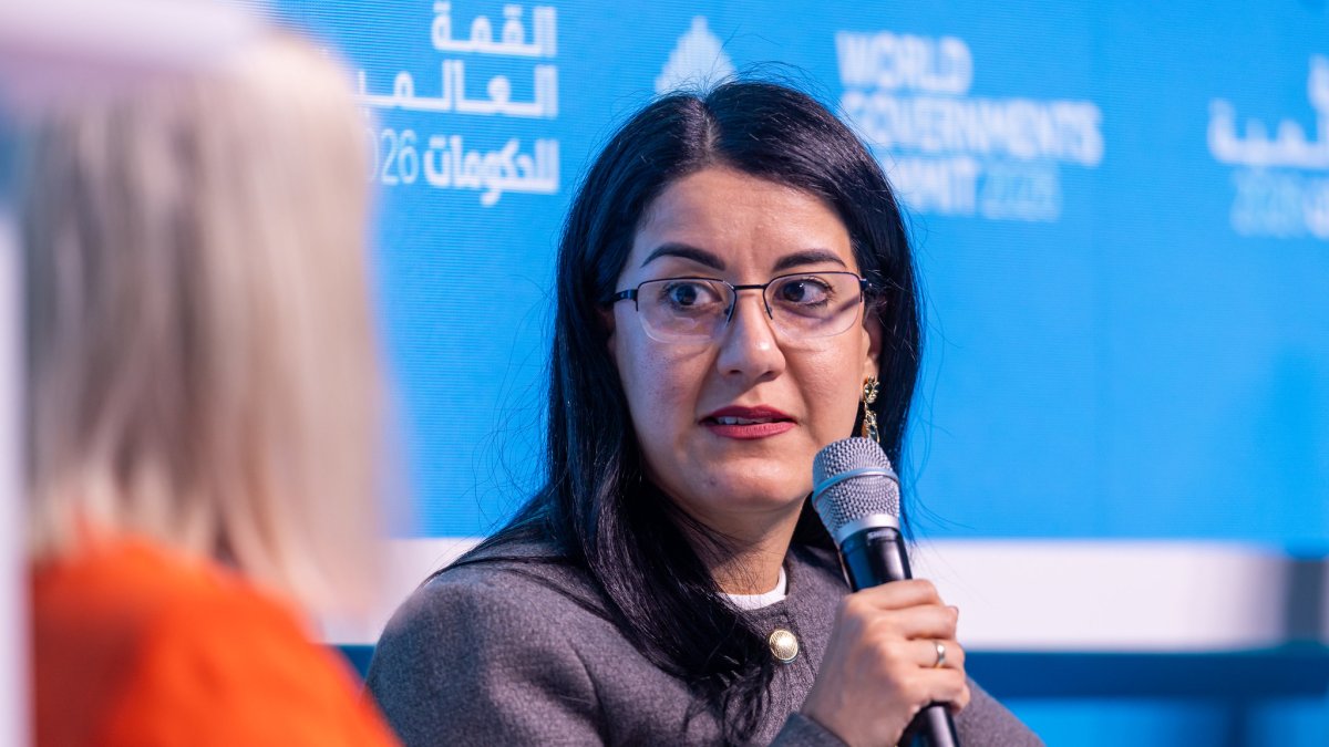 La ministra Alcívar se pronunció en redes sociales sobre un docente de la Universidad de Cuenca