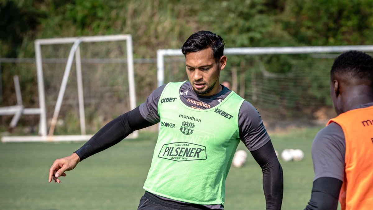 José Contreras arquero venezolano de Barcelona SC.