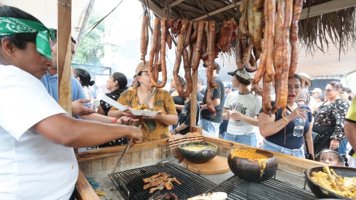 El Festival Manabí Gastronomía Milenaria mostro una variedad de platos que fueron deleitados por miles de visitantes
