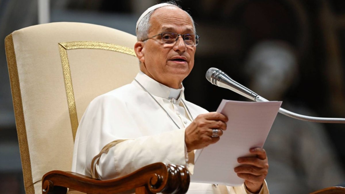 El papa León XIV suspendió parte de su agenda oficial para someterse a una intervención quirúrgica destinada a extirpar un nódulo pulmonar
