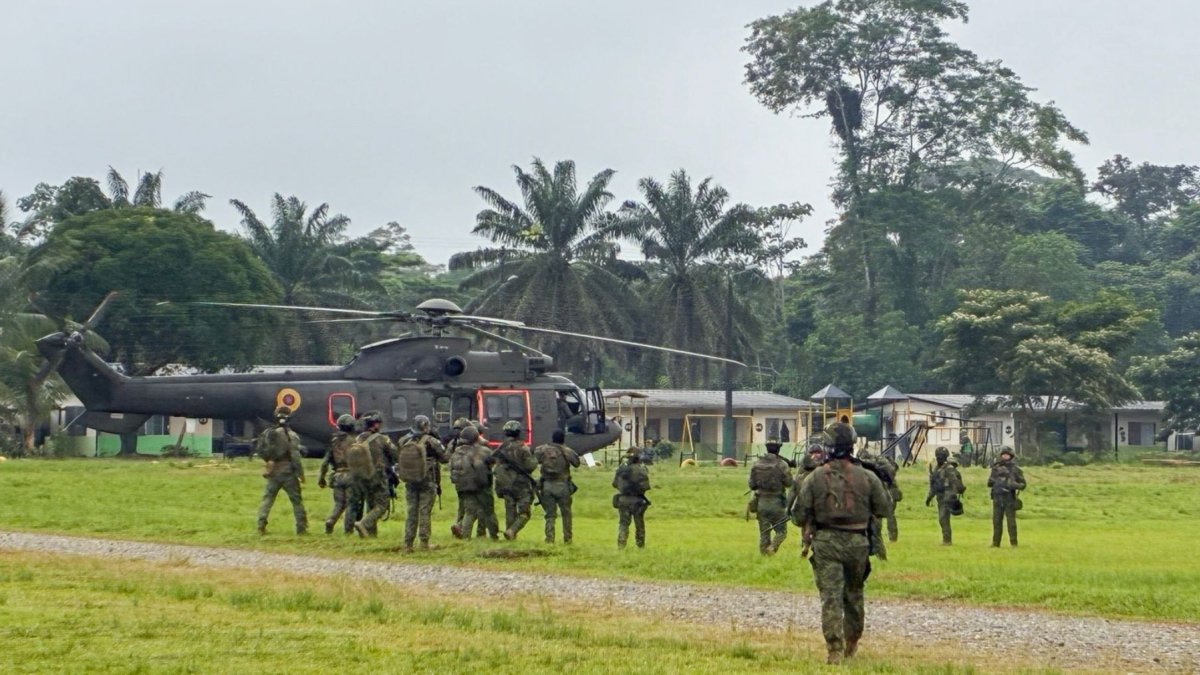 Cuidado y acá en Ecuador hacemos de nuestras FF.AA. una ‘segunda policía’ y las alejamos de su misión fundamental.