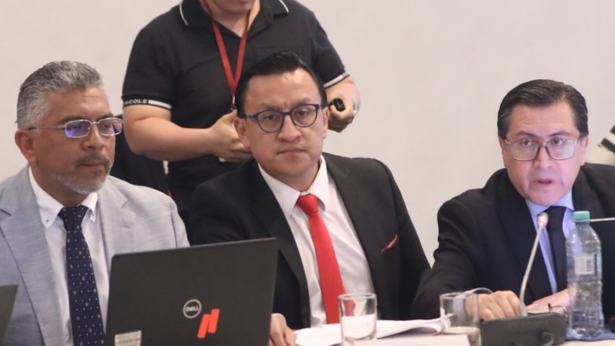El vocal David Rosero enfrentará su juicio político el 13 de octubre de 2026.