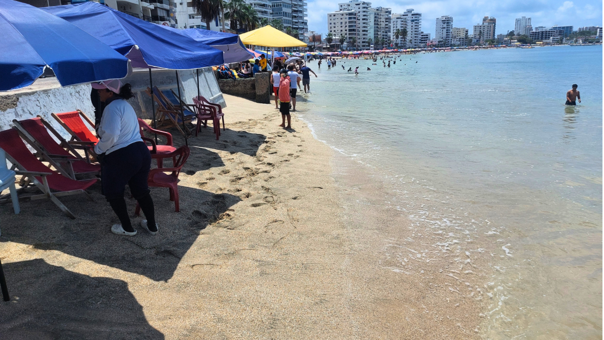 Las playas de Santa Elena estuvieron entre las que concentraron los mayores volúmenes de viajes por jornada en el feriado de octubre del 2026.