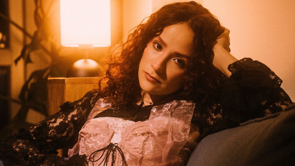 Michelle Espinosa para su nueva etapa musical.