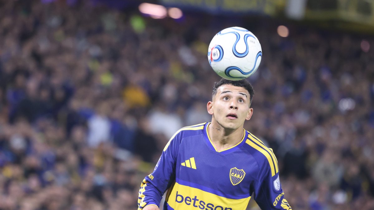 Boca Juniors enfrenta a Talleres.