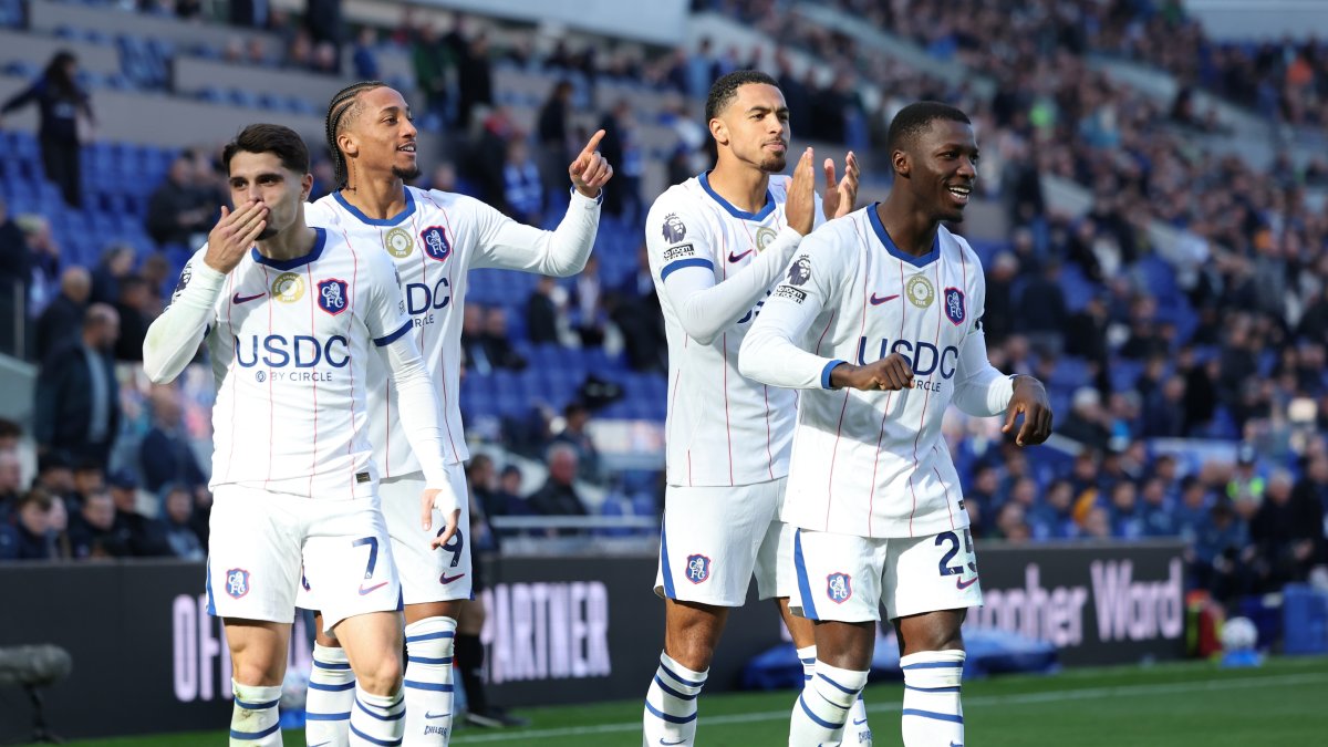Moisés Caicedo completó su tercer partido con Chelsea en la Premier League 2026-27.