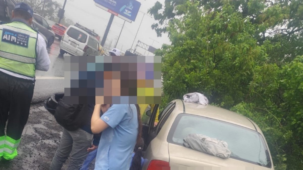 El vehículo involucrado en el accidente de tránsito registrado en la vía Perimetral.