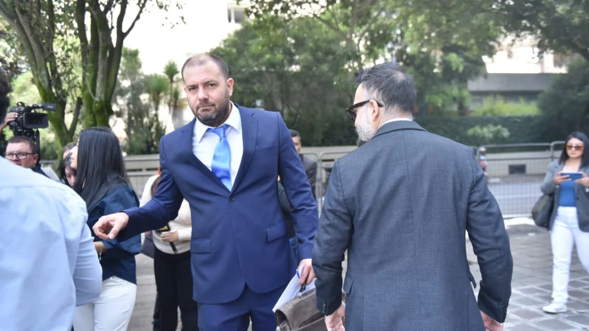 Juan Esteban Guarderas colocó en la Fiscalía una denuncia contra Pabel Muñoz.