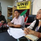 Representantes del Frente Vanguardia del Magisterio y el Frente de Lucha del Ingreso al Magisterio de Guayaquil.