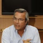 Jairala es exprefecto del Guayas. Exdiputado por la misma provincia. Líder del movimiento Centro Democrático.