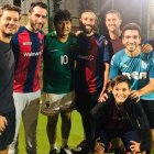 El partido fue organizado en la noche del domingo en un centro deportivo de Buenos Aires.