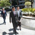 Los representantes de los empresarios llegaron a la reunión a las 11:00.