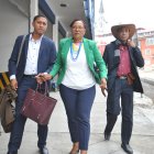 La exconsejera cuando llegó al CPCCS a impugnar su destitucion.

 Quito 16 de Diciembre de 2019 Agencia(ag-extra ag-expreso-ag-quito)