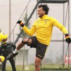 Arturo Mina, del Yeni Malatyaspor, pasa por un duro momento debido al estado de salud de su hijo.