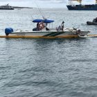 Desde ayer, personal del Parque Nacional Galápagos, junto a la Armada y la Policía, trabajan en la zona.