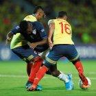Imagen del partido de la segunda jornada del grupo A en el Torneo Preolímpico Sudamericano Sub 23 entre Colombia y Ecuador, en el estadio Centenario en Armenia (Colombia).