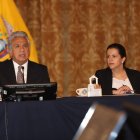 El mandatario estuvo acompañado de varios ministros de Estado en su reunión con representantes de sectores sociales.