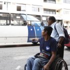 La línea 27 ignora a las personas con discapacidad.