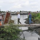 El martes, el Municipio de Guayaquil empezó a recorrer los barrios más afectados por el coronavirus para hacer valoraciones médicas a los pacientes y posibles afectados.