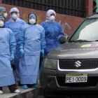 El viernes médicos llegaron a Pisullí, en el norte de Quito para efectuar pruebas de COVID-19 a la población