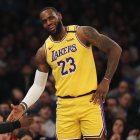 LeBron James quiere terminar la temporada de la NBA cuando no corran riesgos los jugadores.