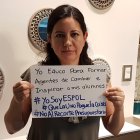 La profesora de la Espol, María Luisa Granda, participa en la iniciativa institucional contra el recorte presupuestario a las universidades.