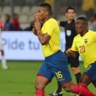 Antonio Valencia criticó fuertemente al presidente de la FEF, Francisco Egas.

 PERU FÚTBOL AMISTOSO