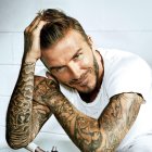 Considerado uno de los deportistas más atractivos de la historia, David Beckham estaría lidiando con el paso del tiempo.