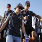 Carlos Sainz (c) y Daniel Ricciardo (d) fueron compañeros en la escudería Red Bull hace algunos años. Hoy han definido su futuro en otros equipos grandes.