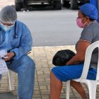 Referencial. Los especialistas señalan que es necesario que el Gobierno realice más pruebas PCR en la población.