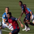 Pervis Estupiñán (d) jugó los 90 minutos contra el Leganés.