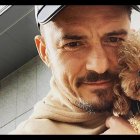 El artista casi nunca se despegaba de su perro, inclusive lo llevaba al set de filmación.