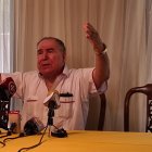 El expresidente durante la rueda de prensa en su domicilio en el norte de Guayaquil.