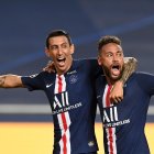 El argentino Ángel Di María y el brasileño Neymar, jugadores del PSG, dieron positivo a COVID-19.