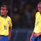 Romario (i) y Ronaldo integraron una de las mejores delanteras en la historia de la selección brasileña.