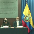 El anuncio del veto total fue hecho por la secretaria Jurídica de la Presidencia, Johana Pesántez, en compañía del ministro de Salud, Juan Carlos Zevallos.