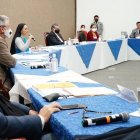 La sesión del pleno del CNE se extendió hasta la madrugada de este 1 de octubre. Se analizo el caso de Unes, Unión Ecuatoriana, Unidad Popular y CREO.