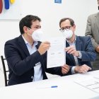 Arauz y Rabascall llegaron al CNE acompañados por personas de sus equipos de trabajo y sin militantes del correísmo.