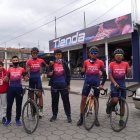 Equipo. Team JC es la escuela que Caicedo fundó e impulsa. Son sus fans #1.