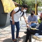 Jean Carlos Intriago asegura que en la ciudad hay pocos sitios  seguros para reunirse con los amigos. Tampoco hay muchos lugares para distraerse.