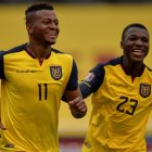 Michael Estrada festeja uno de los goles del 6-1 contra Colombia en Quito.