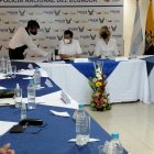 En estos momentos, la alcaldesa de Guayaquil mantiene una reunión con la cúpula policial, en la ciudad.