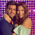 Alejandra junto a su novio Efraín Ruales