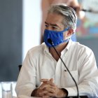 El ministro de Salud, Juan Carlos Zevallos, en un evento público.