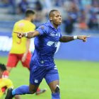 Wilmer Godoy fue más sombras que luces en Emelec.